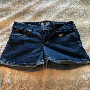 Levi’s Denizen Jean shorts